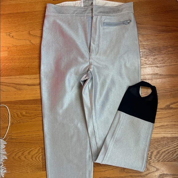 Serac silver metallic ski sweater and silver ski pants - Picture 8 of 11